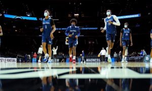 March Madness Saint Peter's Peacocks Ian Eagle