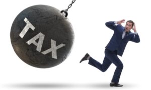 FanDuel and DraftKings predict industry decline if lawmakers don't lower the tax rate on New York sportsbooks to 36%.