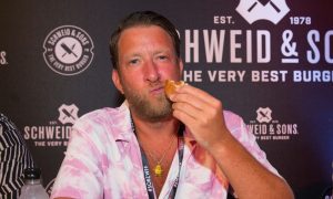 barstool sports founder dave portnoy, who "quit gambling" after buffalo bills loss